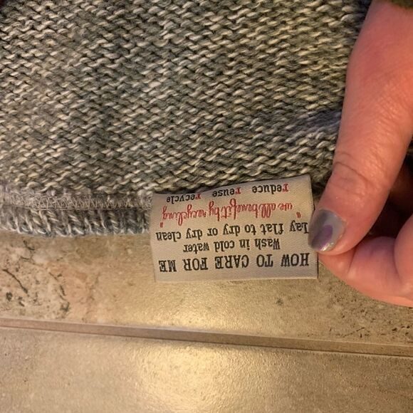 XS 3R Clothing Company Recycled Poncho - Picture 6 of 10